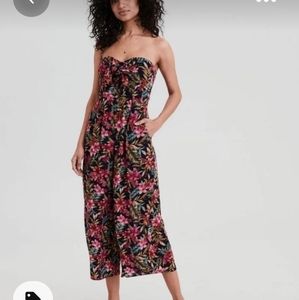 American Eagle Floral jumpsuit